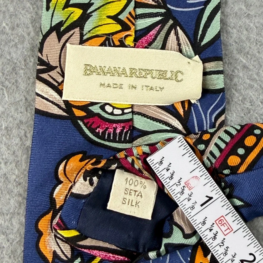Vintage Banana Republic Mens Silk Tie Blue Floral Paisley Made in Italy 57x3